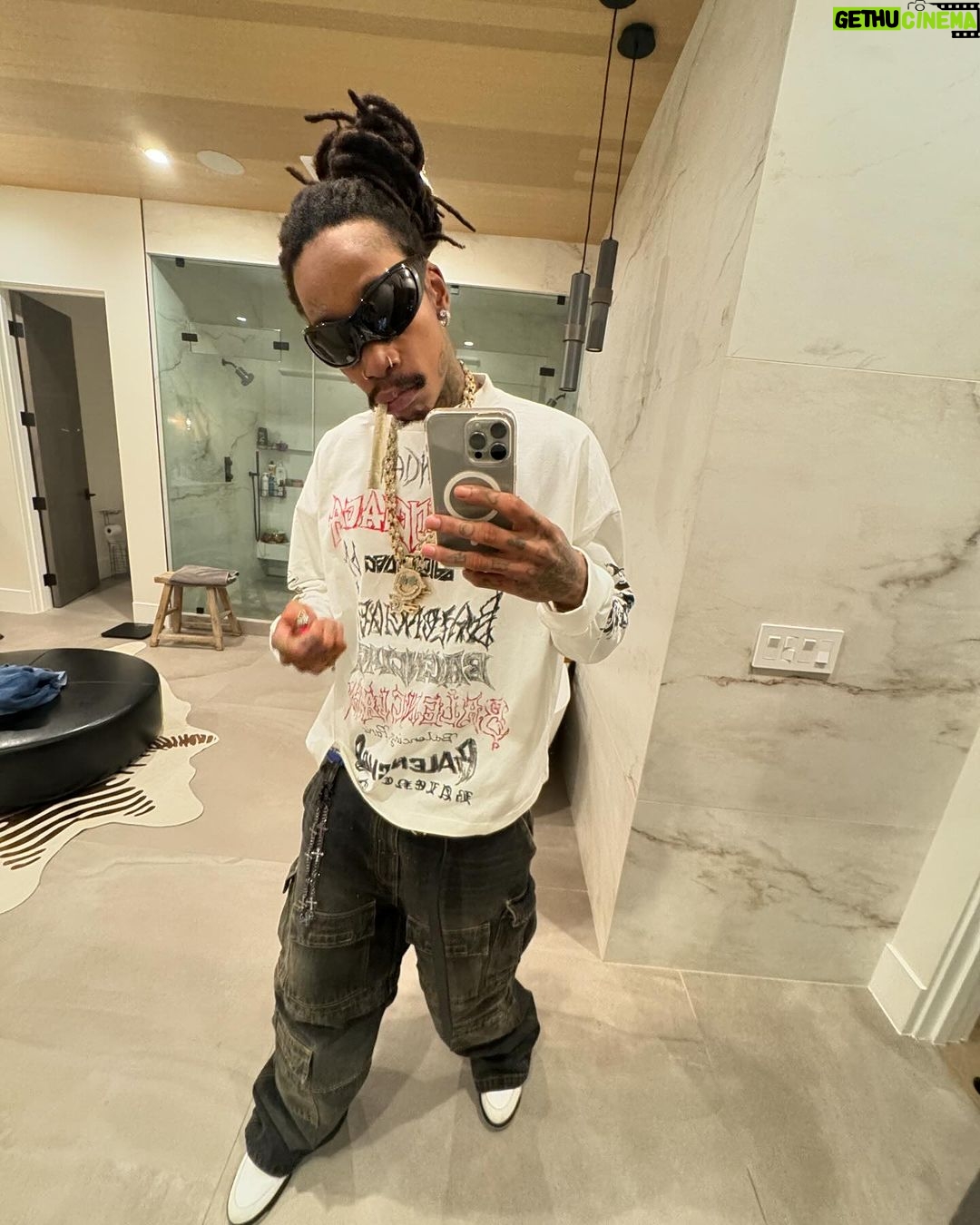 Wiz Khalifa Instagram - What do you do to popcorn?