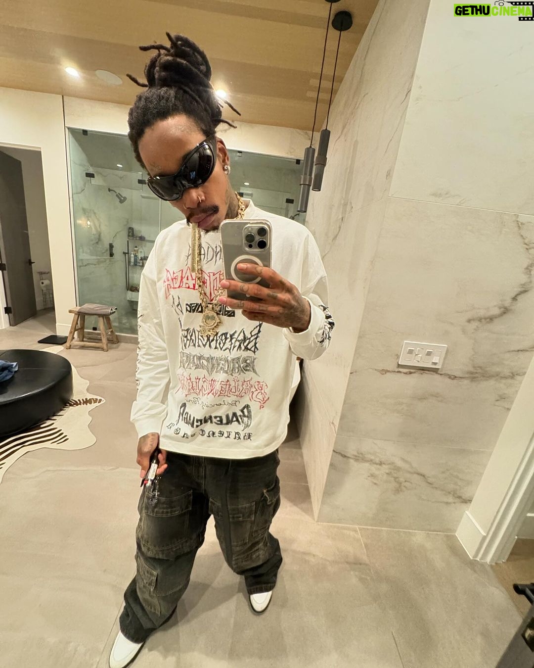 Wiz Khalifa Instagram - What do you do to popcorn?