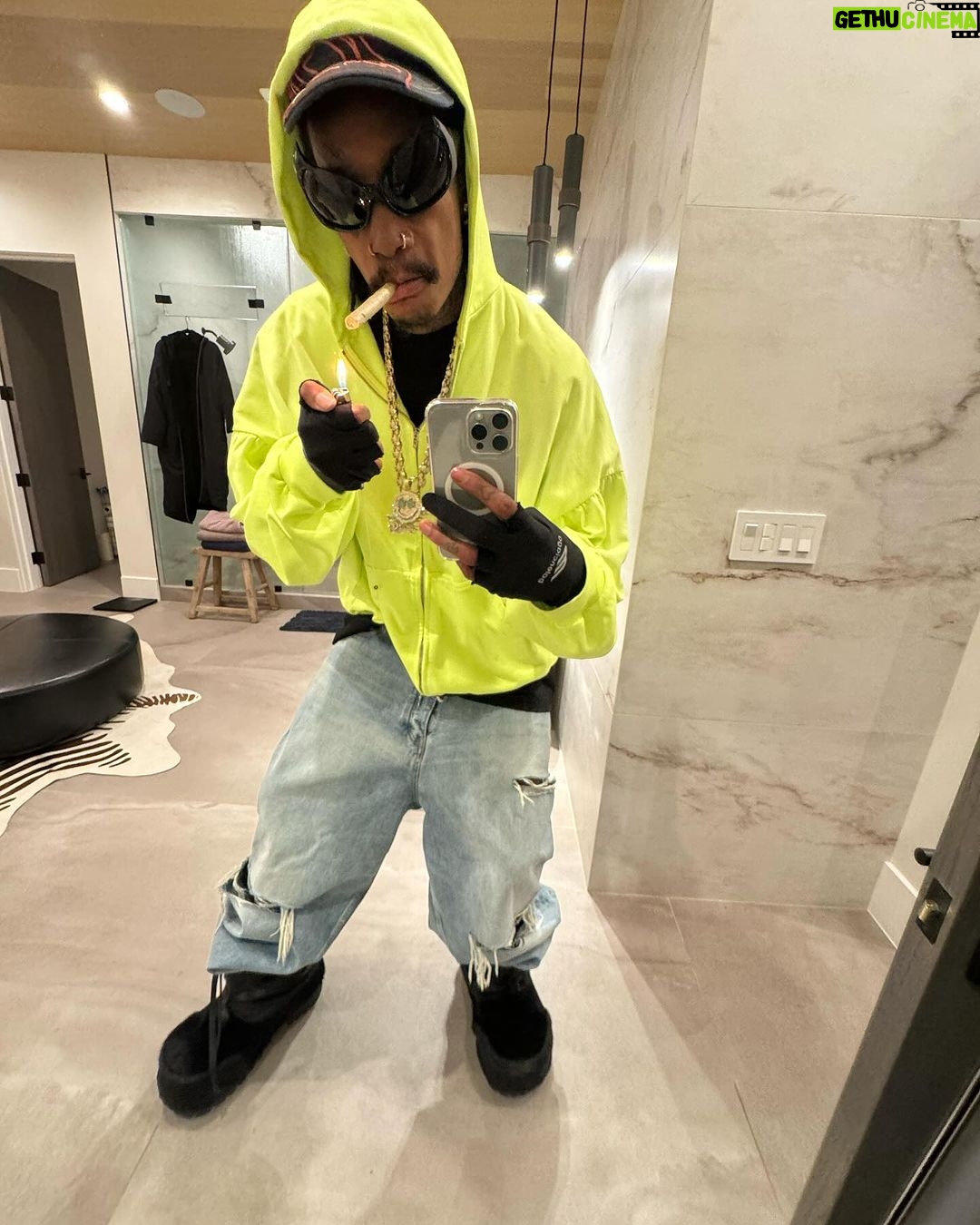Wiz Khalifa Instagram - Been doin em dirty lately