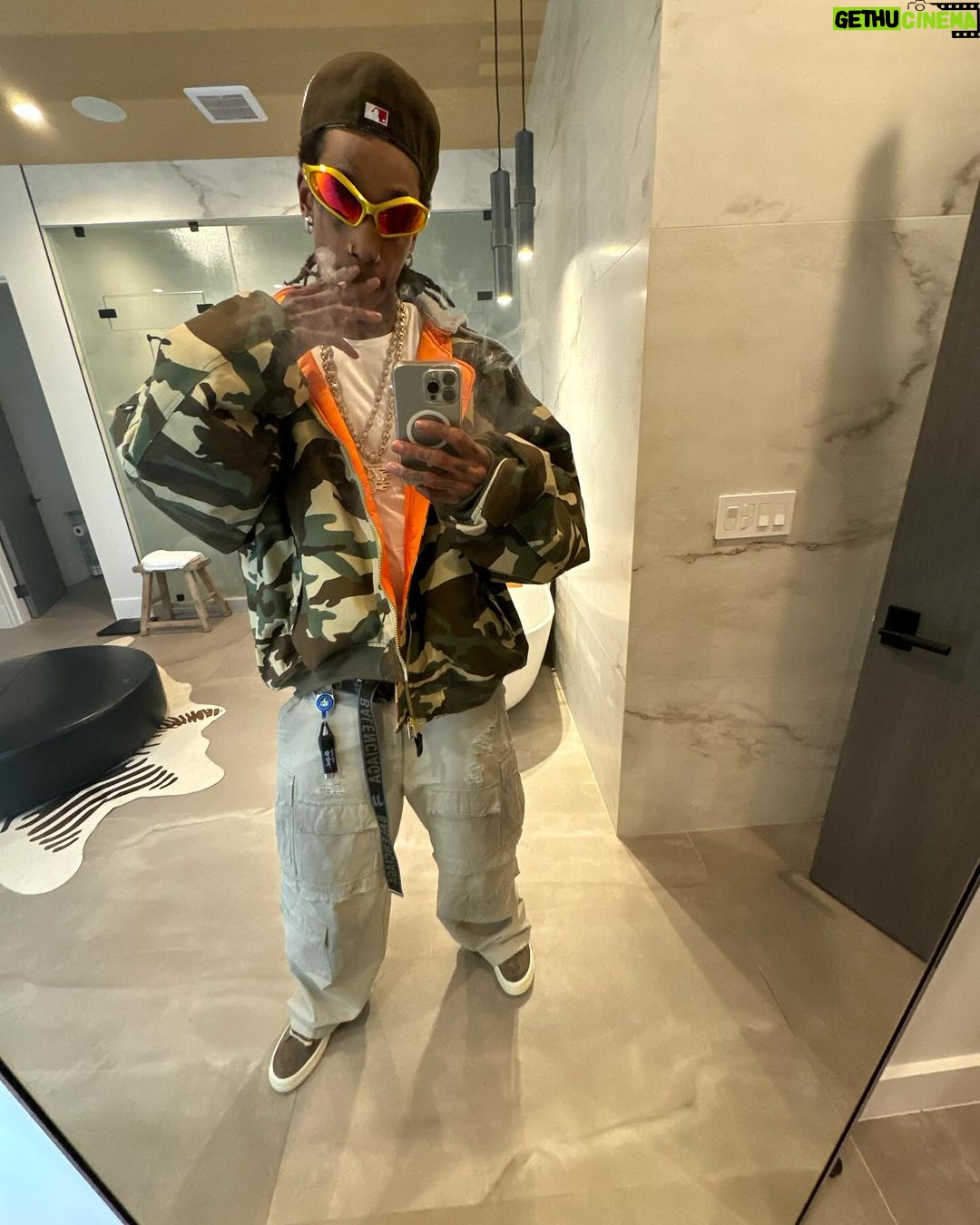 Wiz Khalifa Instagram - Shits bout to get scary