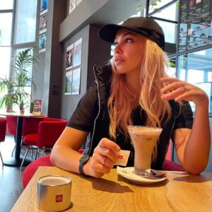 Xhemi Shehu Instagram - ☕️