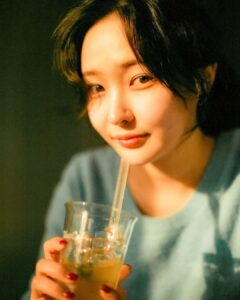 Yûka Eda Instagram - 世間がこうだからとか、みんながこう言ってるから、とかじゃなくて、自分が本気でそう思うからって、自分の感情に自信持って、怒ったり泣いたり好きだ嫌だとわめきたい