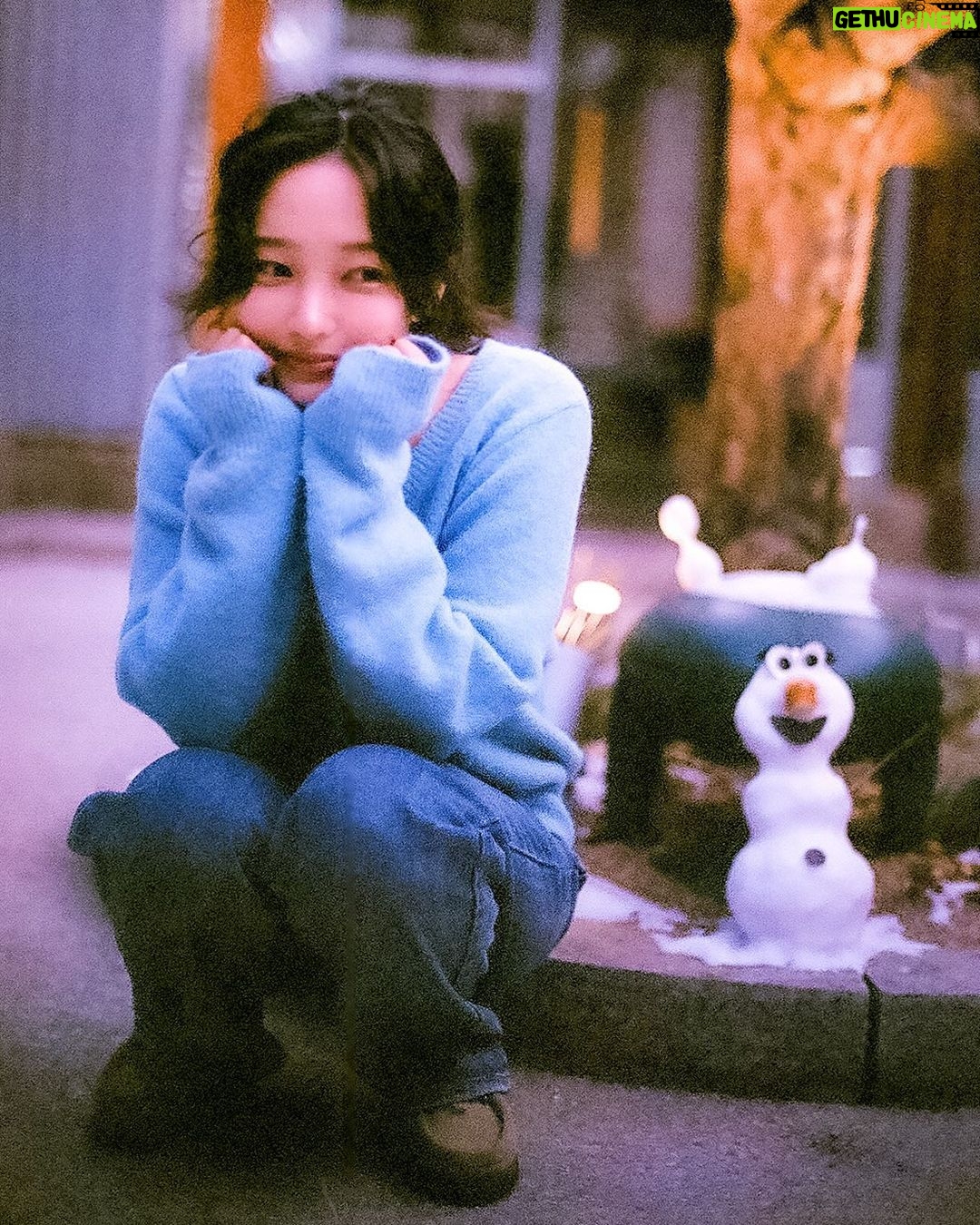 Yûka Eda - 1.4K Likes - まよったとき、わからなくなったときは、自分の心がワクワクしているか、ただそれだけで考えよう。
心の居場所は左胸じゃなくて、まんなかね。まんなかがぎゅってなって息が詰まるほど苦しくなったら、それがワクワクね。