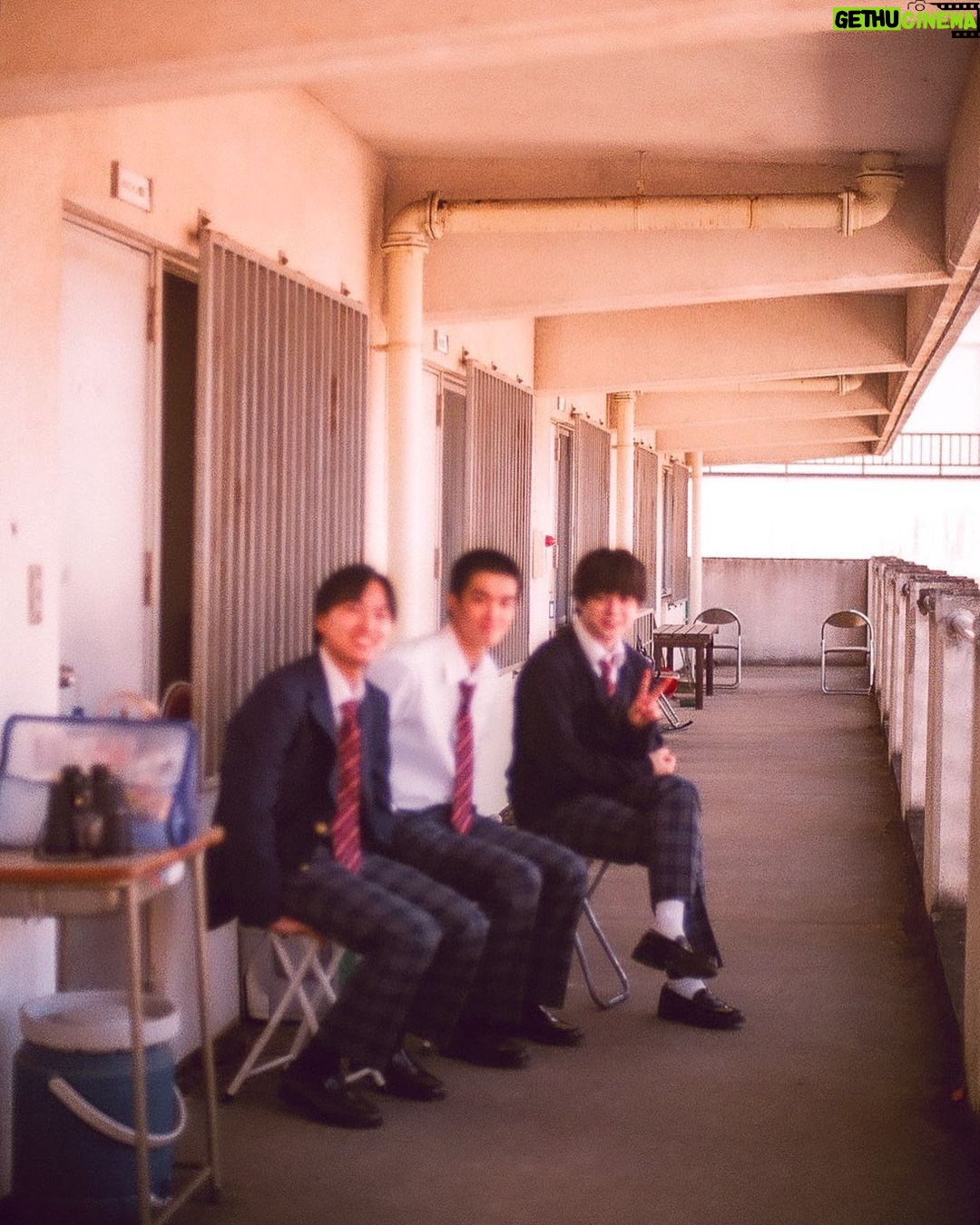 Yûka Eda - 1.4K Likes - 好きだが大変な仕事と、大しておもろくないけど楽な仕事、どっちのがいいんだろうかと考えたが、そもそも大して辛くないことって楽しいのか?となった。
楽だったことはあんまり覚えてなくて、大変すぎたことはなんかいい思い出になってるね。記憶の改竄がひどいだけかもしれないけど。