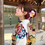 Yūka Murayama Instagram - おめでとうございます 素敵な1日にしてください🌷➰ この振袖は自分のです👘 ♡ また着たい〜 #成人の日
