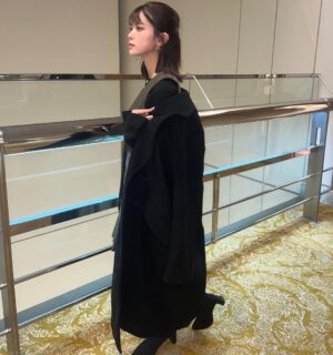 Yūka Murayama Instagram - ウルトラセブン第2話「緑の恐怖」という事で
緑(カーキ？)の服を着てきました