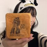 Yūka Murayama Instagram - 下北沢ウルトラタウンフェスの パン屋さんで ウルトラセブン55周年のパンゲット🍞 美味しすぎたよ～🤤 #ウルトラセブン #ウルトラタウンフェス
