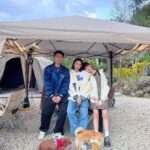 Yao Mi Instagram - Quality time with family ⛺️ 最後一天的假期留給家人們 一起享靜靜 @cozy.glamping 家人與知己、美食與露營 感受四倍的快樂 外甥叫我阿姨 姪女叫我姑姑 希望我下次回台北 你們不會讓我晉升為姨婆跟姑婆 😵‍💫🫶🏻 來露營還能吃到 #最強可麗露 另外還有新品搶先吃 當場發瘋 好吃到很過分啦OMG @sam_liu_chef 🤩🙌🏻 露營充電 一掃疲倦 回北京繼續當小蜜蜂🐝 #2023Yaomi #享靜靜 #露營 享靜靜露營區 Cozy Glamping