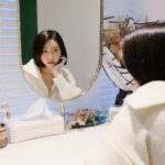 Yao Mi Instagram - 今天是2022的終點站 我來到 @lovemespa 收拾好自己的門面 整裝出發迎接2023 今年的心情 只能用乘坐「雲霄飛車」來形容 雖然過程五味雜陳卻又讓人意猶未盡 無論好事、壞事 一切都是養分 我只會越挫越勇 沒弄一個頭破血流哪叫人生 持續對世界保有好奇 任何領域都去嘗試 繼續當小蜜蜂🐝 #happynewyear #2022Yaomi 樂芙美spa