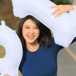 Yao Mi Instagram - 31歲·你好 翻轉人生 由自己來主導 我是一個很喜歡儀式感的人 過去生日總會以各種形式熱鬧慶祝 今年我選擇平靜平淡的心 迎接我的這一天 年齡不設限 維持最好的狀態 擁有愛人與被愛的能力 疫情這幾年讓我心境又成長許多 一切都很感恩也很知足 面對事情轉為從容淡定 奔波依舊 💙 感恩依舊 📷 @liveforlive #2022Yaomi 浙江橫店影視城