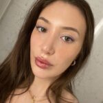 Yasmin Erbil Instagram - look at my eyes🪬🤎🤎
