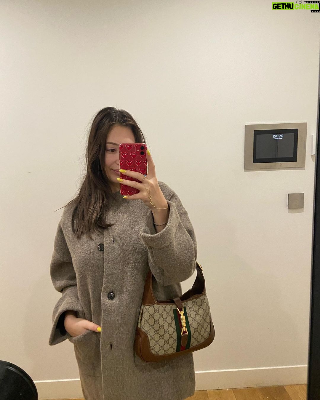 Yasmin Erbil Instagram - last week’s dump🌻🤎🪷🍁