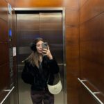 Yasmin Erbil Instagram - 🪞 selfiezz