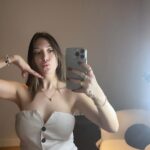 Yasmin Erbil Instagram - 🪞 selfiezz