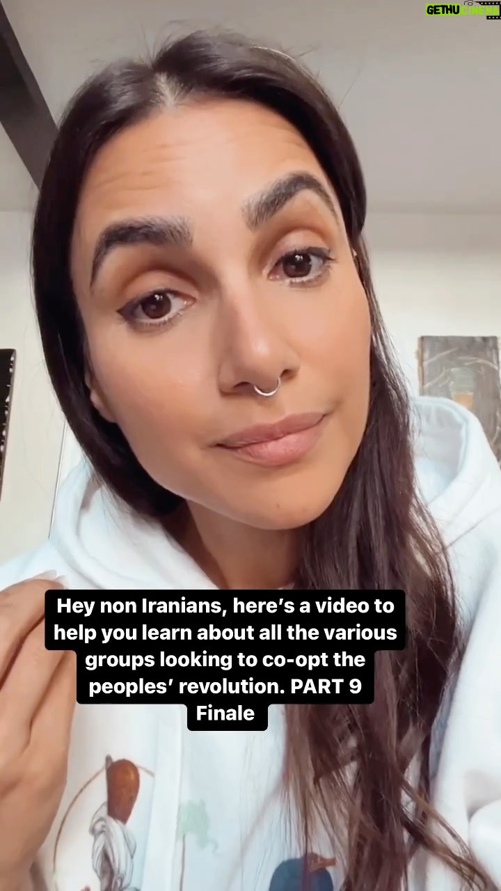 Yasmine Aker Instagram - Hey non Iranians, here’s a video to help you learn about all the various groups looking to co-opt the peoples’ revolution. PART 9