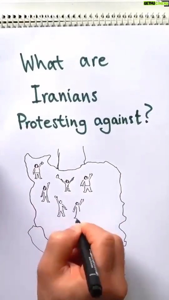 Yasmine Aker Instagram - Women Life freedom! زن زندگی. آزادی What is happening in Iran? #mahsaamini #freeiran #iranprotest #مهسا_امینی