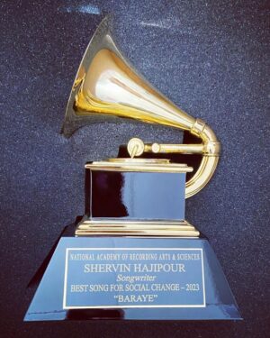 Yasmine Aker Instagram - This year, I had the honor of attending the Grammy’s with @azadeh.afsahi @shivaspix and @saraseyed — to be present for the award given to Shervin Hajipour @shervinine for his song 
"Baraye". A song that has united Iranians across the world.

Thank you to @azadeh.afsahi for continuing to bring awareness to #toomajsalehi a rapper who is currently still in solidarity confinement for the simple act of his rap lyrics demanding justice for the people of Iran. 

Thank you to @weareuia for staying in contact with the Grammy’s and Shervin Jaan throughout the evening and creating the opportunity for us to participate. 

Thank you @azitamirjewelry for the beautiful human hair bracelet — Azita is an Iranian artist who collected the hair from women globally and created this piece as a symbolic armor against the Islamic Regime currently occupying Iran. The cuff bracelet is a symbol of female power and the fight for freedom, equal rights, and liberty.

#womanlifefreedom #baraye #grammys #freetoomaj