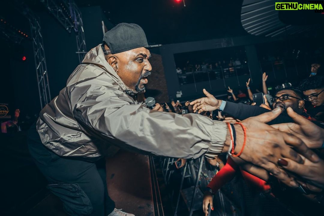 Yogi B Instagram - 90ML 3.0 🥃 EVENT OF THE YEAR💥🙌🏾 #kxjexclusiveahhh @karthikmusicexp @yogibsees @ak_sekaren @jarumuralee @chinnathamizha @annsamuel @nitu.beesounds @mannyxmusic @soundberry.ajs @dj.thas @dj_nkmusic_ Photography: @sarveshwar_photography MEDIA PARTER @ajs.events London, United Kingdom