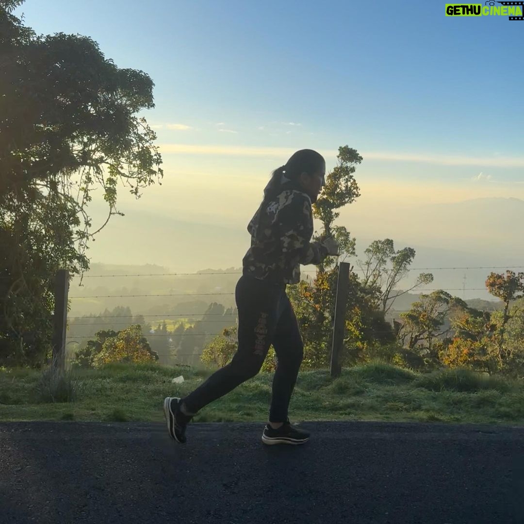 Yokasta Valle Instagram - Me hacía falta conquistar el Volcán Poás cuántos sacrificios, cuántos recuerdos, vamos por todo! Volcán Poás, Costa Rica