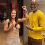 Yokasta Valle Instagram - Gracias a @goldenboy por una excelente velada en Houston, la pase increíble conocí a un excelente ídolo como @jorgelinares y su bella esposa, además de gente que admiro mucho. La última foto es para mi madre @azucenaalvarez5 uno de sus galanes preferidos #mimamaesnovelera Thanks to @goldenboy for an excellent evening in Houston, I had an incredible time meeting an excellent idol like @jorgelinares and his beautiful wife, as well as people that I admire a lot. The last photo is for my mother @azucenaalvarez5, one of her favorite actors #mimamaesnovelera