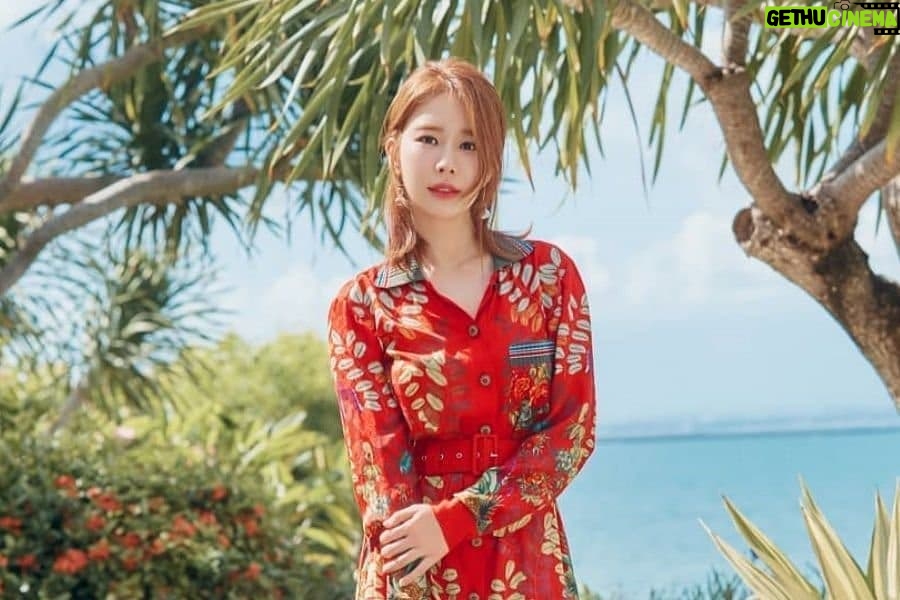 Yoo In-na Instagram - Yoo In Na Talks to Appear In Drama Directed by PD Behind "What's Wrong with Secretary Kim" Sep 7, 2018 by nature1010 @soompi Yoo In Na may be appearing in upcoming drama “It Feels Sincere” (literal translation). On September 7, a source from her agency YG Entertainment stated, “She is currently positively in discussion [to appear in the drama].” Based on a novel of the same name written by Korean author Jager, “It Feels Sincere” is about the romance between a lawyer and a top actress, whose life goes downhill after becoming caught up in a scandal with a third generation chaebol. The drama will be headed by producing-director Park Joon Hwa, who recently directed popular tvN drama “What’s Wrong with Secretary Kim.” If Yoo In Na accepts the offer, she will be making her return to the small screen in one year and six months, as her last drama was tvN’s “Goblin.” “It Feels Sincere” is slated to air in the first half of next year, after upcoming drama “Boyfriend” starring Song Hye Kyo and Park Bo Gum, which will air this coming November.