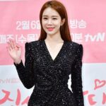 Yoo In-na Instagram – Touch Your Heart
PressConf Touch Your Heart ©Naver