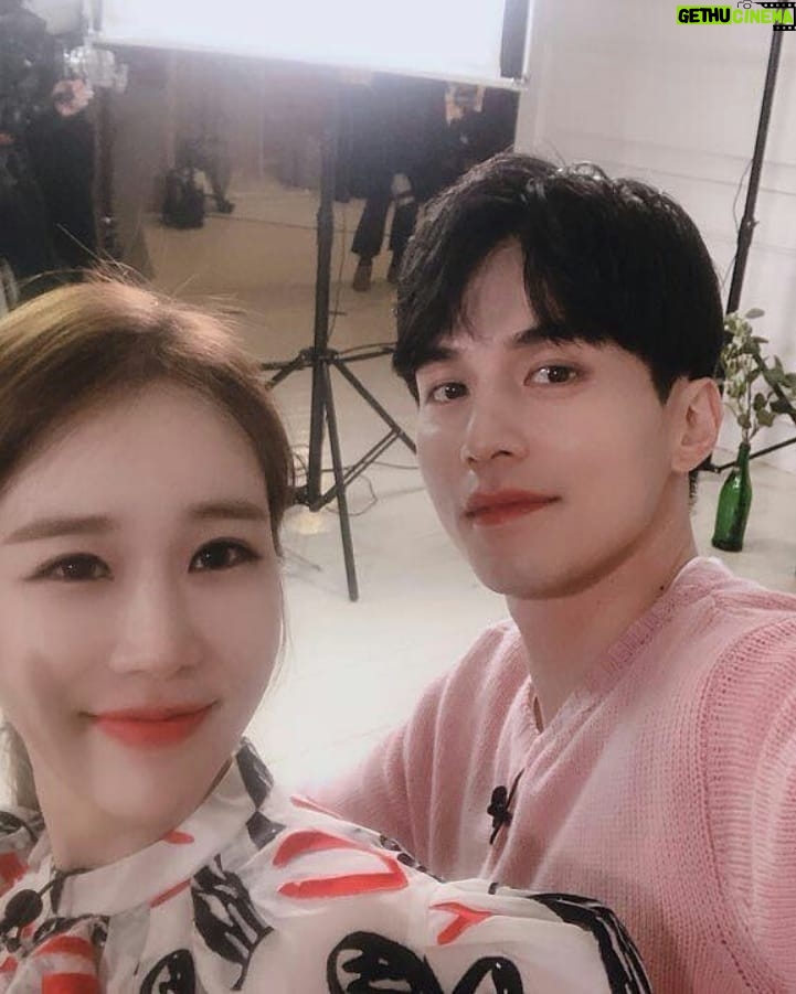 Yoo In-na Instagram - Finally their selca 😍❤ ctto thanks 😊