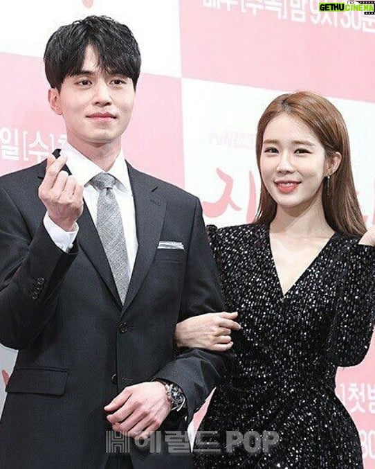 Yoo In-na Instagram - Touch Your Heart PressConf Touch Your Heart ©Naver