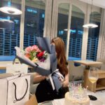 Yoon Jin-yi Instagram - 고마워 ❤️내 칭구들