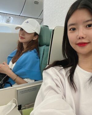 Yoon Jin-yi Instagram - 두근두근 #clove