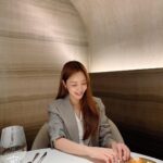 Yoon Jin-yi Instagram – 음식 하나하나가 너무 이뻐 👍