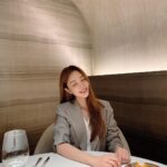 Yoon Jin-yi Instagram - 음식 하나하나가 너무 이뻐 👍