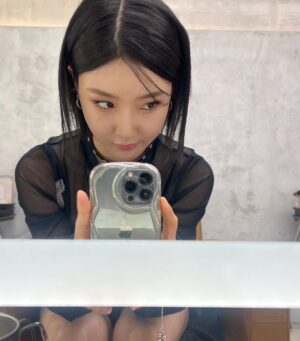 Yu Na Instagram - 😈