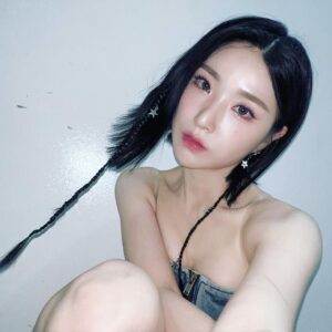 Yu Na Instagram - 오늘의 포인트는 별이였다 ⭐️