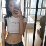 Yu Na Instagram – 밥 먹으면 못 입는 옷
