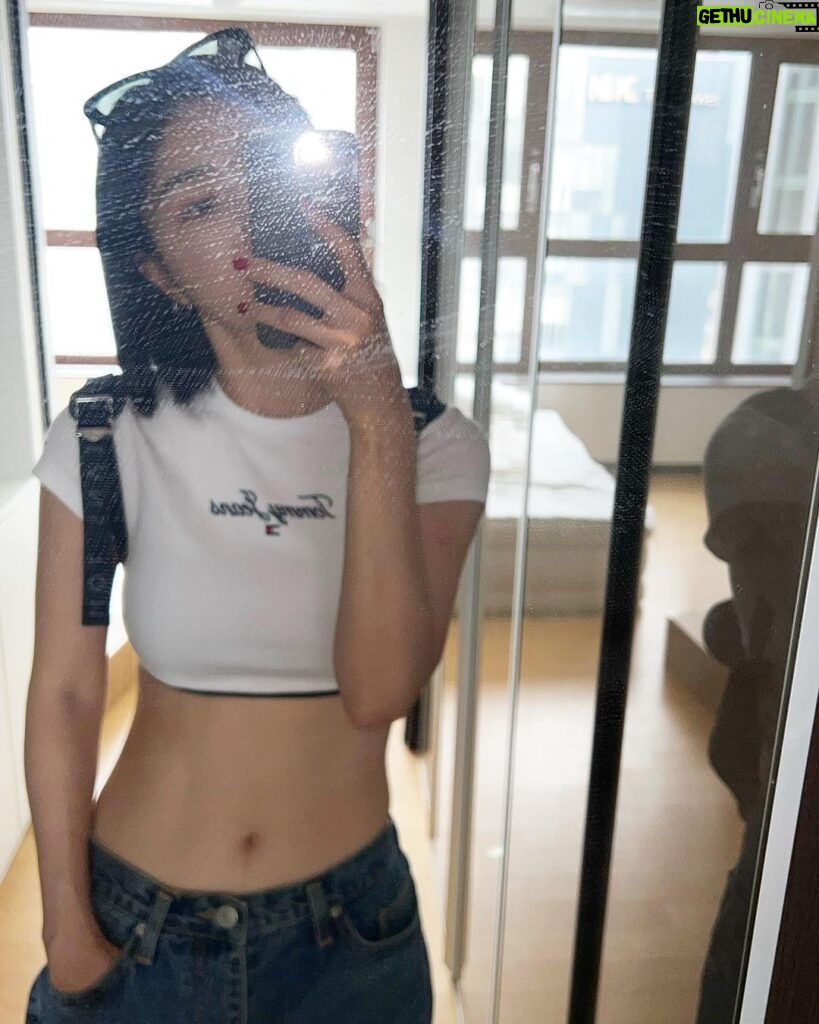 Yu Na Instagram - 밥 먹으면 못 입는 옷