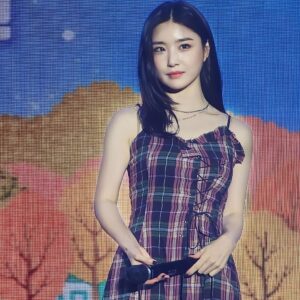 Yu Na Instagram - 2023년 마지막 사진은 팬 분들이 찍어준 것들 올려보기^,^
내년에도 잘 부탁해 ❤️‍🔥 
사진 왜 10장만되냐구..