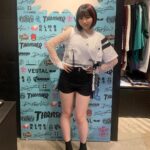 Yuki Yomichi Instagram - 本日は ゲキクロにて一日店長イベでした❤️ ご来店ありがとございましたッ！✨ きょうも暑かったねー☀️ #写真好きな人と繋がりたい #ポートレート #声優 #youtuber #ファインダー越しの私の世界 #ポートレート女子 #オフショット #バイク女子 #バイク好きな人と繋がりたい #バイク #ライダー #バイク乗りと繋がりたい #ゲキクロ #激ロック #ゲキロッククロージング #コラボ #渋谷　#アパレル #ロックファッション #パンクファッション #一日店長