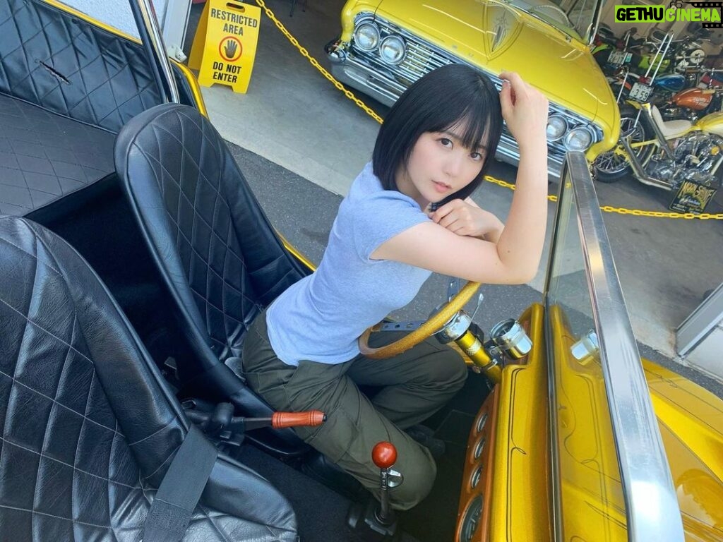 Yuki Yomichi Instagram - #写真好きな人と繋がりたい #ポートレート #声優 #youtuber #ファインダー越しの私の世界 #ポートレート女子 #オフショット #バイク女子 #バイク好きな人と繋がりたい #バイク #ライダー #バイク乗りと繋がりたい #車好きな人と繋がりたい