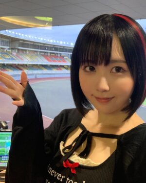 Yuki Yomichi Instagram - 川口オートレース場にてトークショー！
思い出達を載せます

 #写真好きな人と繋がりたい #ポートレート #声優 #youtuber #ファインダー越しの私の世界 #ポートレート女子 #オフショット  #バイク女子 #バイク好きな人と繋がりたい #バイク #ライダー #バイク乗りと繋がりたい #車 #車乗りと繋がりたい #車好きな人と繋がりたい #車好き グラビア　#グラビアアイドル #グラビア撮影 #川口オートレース #川口オートレース場 #オートレース #オートレース好きな人と繋がりたい #川口 #川口市 #公営ギャンブル #バイク女子