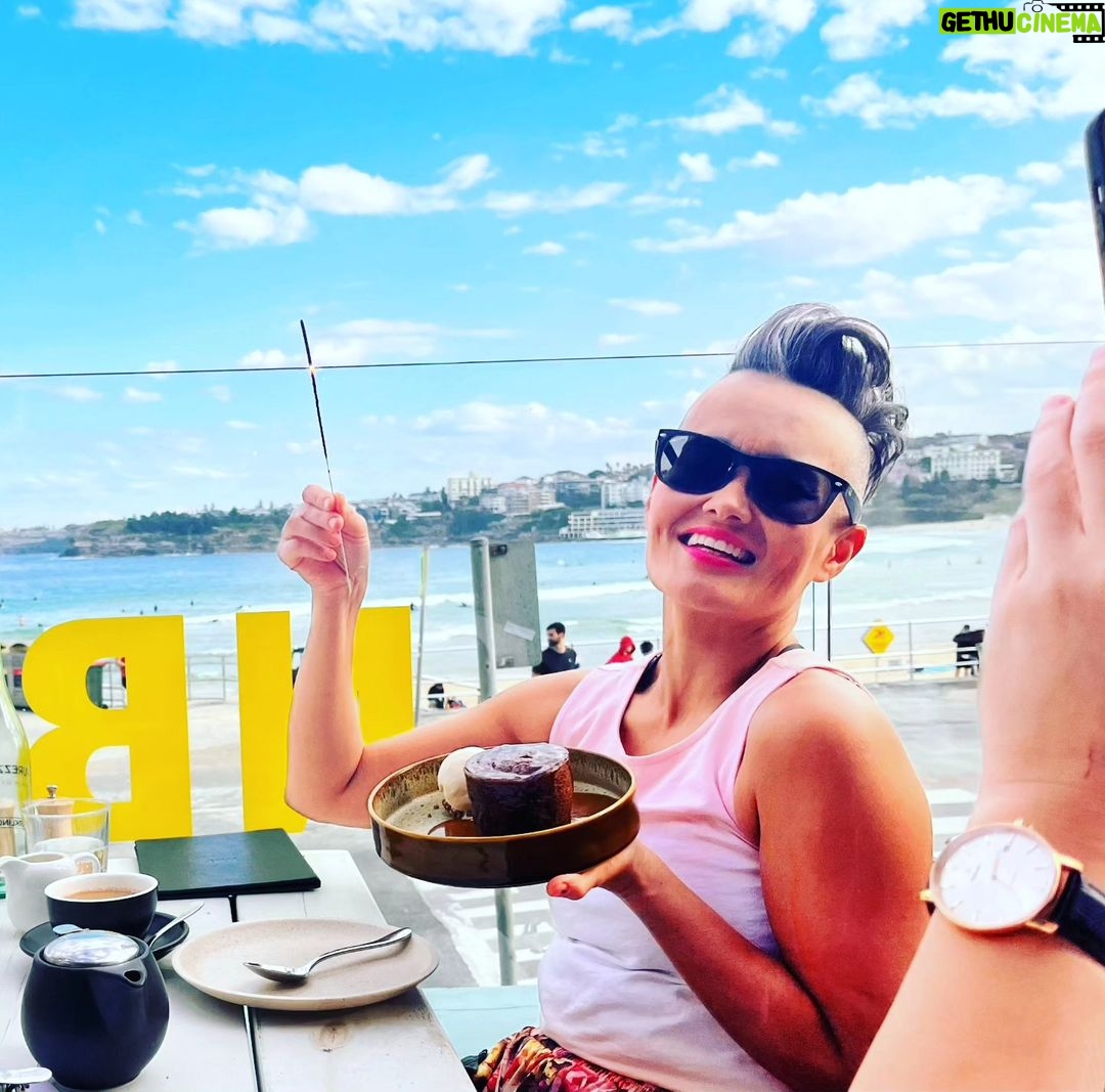 Yumi Stynes - 1.1K Likes - Happy Birthday Me 🥳!!
😍