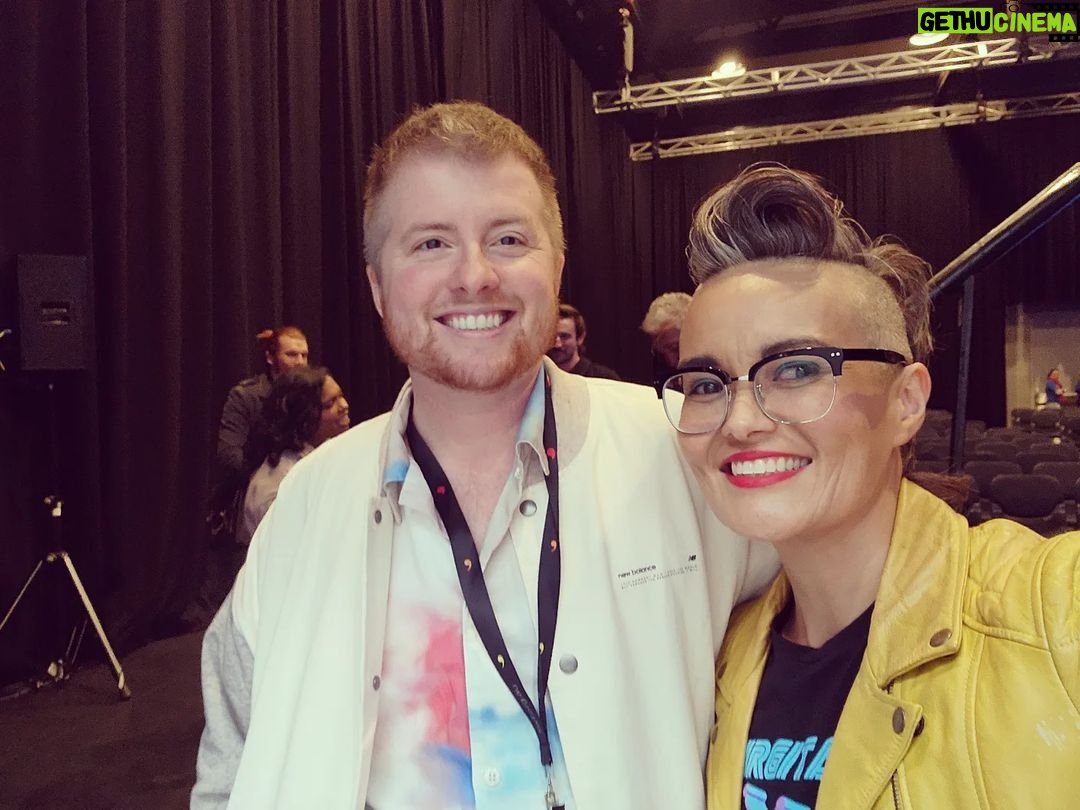 Yumi Stynes Instagram - THE BEST ADVICE YOU NEVER GOT "Be kind to yourself." - @paul.callaghan28 "Take the drink at the job interview!" - @daniel_m_lavery ("Also, supply toilet paper to friends, partners and visitors to your apartment, even if you don't use it yourself." - @daniel_m_lavery ) "Don't be a fuckin dick." - @nats_what_i_reckon