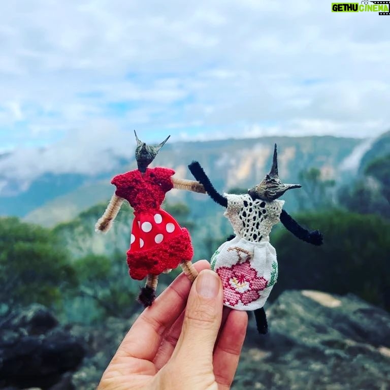 Yumi Stynes Instagram - A cup-filling weekend away in the Blue Mountains to celebrate @_sarahwilson_'s looming departure overseas š„² and cover more than 26km of genuinely challenging/ dangerous terrain, fall in mud, laugh deeply (all the way to my cervix) and bathe in pita bread. 1. The crew, the whole crew and nothing but the crew. 2. @_sarahwilson_ and our grumpy 15-year-old @jessmillersydney who sulked and kicked gravel and mumbled. 3. The view from our stunning digs @cloud.parade.leura 4. @timbrownmeditation made sure I didn't get left behind in the jungle 5. The ironically closed Wikileaks Cafe. Baffling. If you know, explain it to me. 6. Seriously, it's like Jurassic Park in there! š¦ #BlueMountains 7. I'm filthy but @jeaninebribosia = immaculate. 8. The Ceremony of Giving. How does one gift to a minimalist? 9. Beverly the Doll and Shadow Beverly! šŖ 10. Yumi, Patti, Jeanine, Sarah and Jess. This was taken before any of us had gotten lost/exhausted/off-piste. How young and fresh-faced we were! š¤£