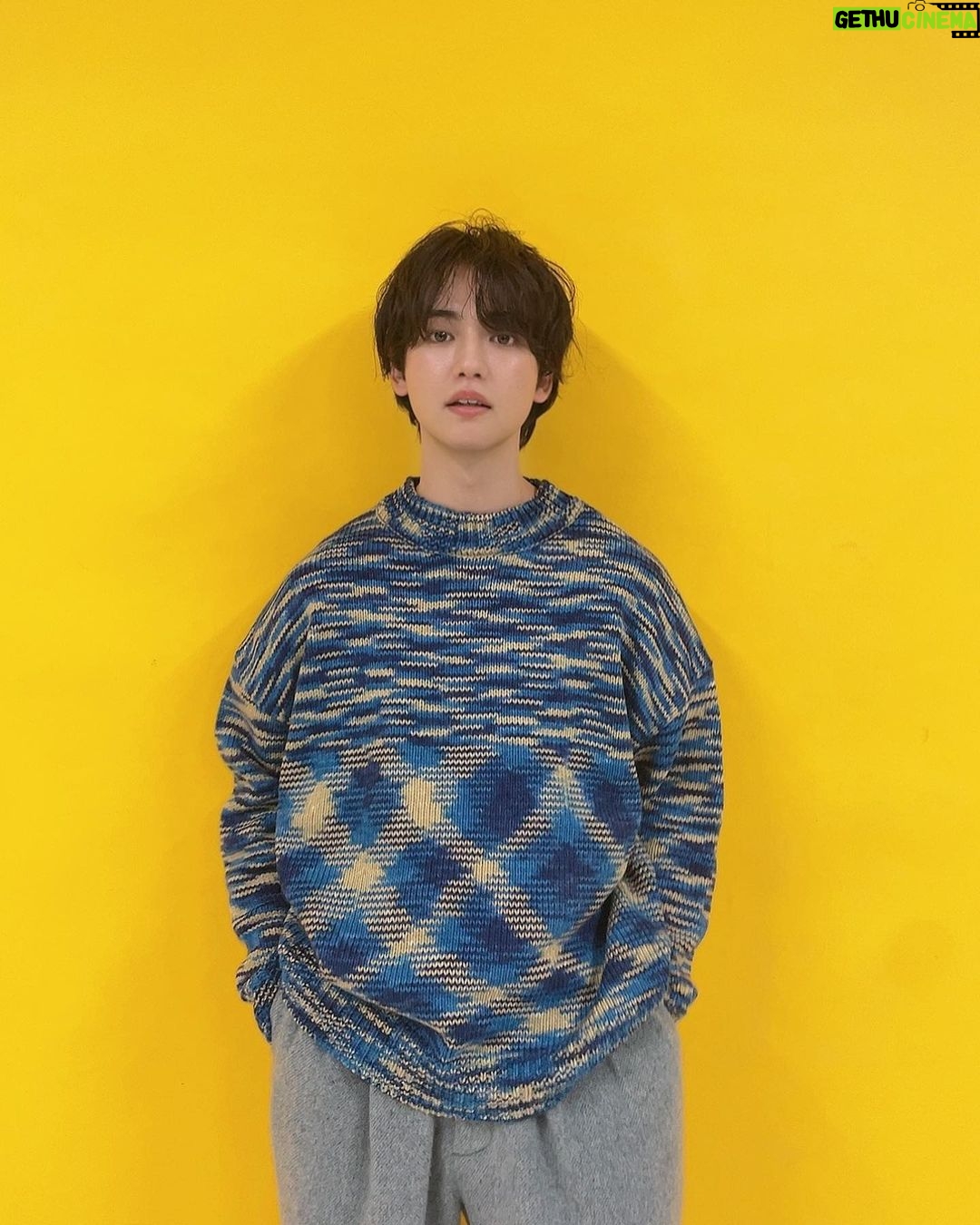 Yutaro Instagram - この度!フリークスストアさんとコラボで秋服を作らせて頂きました! ゆうたろうらしいビッグサイズのアイテムから、どんな方でも着やすいアイテムまで沢山のアイテムを作らせて貰いました!全身コーディネートも出来るようになってるので是非この秋冬で沢山着て欲しいです!めちゃくちゃ可愛くない…? 10月6日の19:00〜 実際に着用して質問答えたりするインスタライブもやる予定なので是非気軽に見に来てね〜コメント待ってます🐶💭