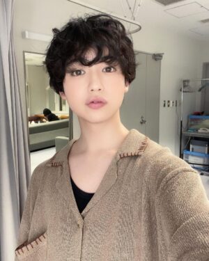 Yutaro Instagram - 今回の広島の滞在時間。
およそ2時間。2時間の✌🏻笑

メイク盛れたので載せておきます！最近ビジュアル良いので褒めてください！！！