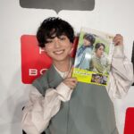Yutaro Instagram - ドラマ『全ラ飯』 ファンブックお渡し会来てくれた皆様ありがとうございました☺️！！！ ドラマが絶賛オンエアしてる最中でこの本を皆様の元にお届けする事が出来てとても嬉しく思います。ひとりひとりとゆっくりお話しする時間も設けて貰って、ついつい僕達も笑顔が溢れる優しい言葉を沢山貰って、日本全国からだけじゃなく韓国、中国の方も足を運んでくれて。色んな場所で愛されている作品なのだなぁと改めて感じました。撮影中はタイトなスケジュールで慣れない料理シーンも多々あったけど、早起きして現場に行くのが毎日楽しみで、キャストスタッフに会えるのが嬉しくて。早く終わった日は何だか寂しくて。思い返せば愛おしい時間で溢れてました。 この本にも沢山の愛が詰まってるので見ている中でも、見終わった後でも楽しめる一冊になっていると自信を持って言えます。写真、インタビュー、そして本編に出てくるレシピ共に盛りに盛り沢山なので是非何度でも見返して貰える本になりますように。 来週、本編もいよいよ最終回。 颯太と真尋はどういう結末を迎えるのか、 どうぞお見逃しなく。 三木真尋役 ゆうたろう stylist @knt11st hair make @ryo1911