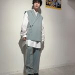 Yutaro Instagram - ドラマ『全ラ飯』 ファンブックお渡し会来てくれた皆様ありがとうございました☺️！！！ ドラマが絶賛オンエアしてる最中でこの本を皆様の元にお届けする事が出来てとても嬉しく思います。ひとりひとりとゆっくりお話しする時間も設けて貰って、ついつい僕達も笑顔が溢れる優しい言葉を沢山貰って、日本全国からだけじゃなく韓国、中国の方も足を運んでくれて。色んな場所で愛されている作品なのだなぁと改めて感じました。撮影中はタイトなスケジュールで慣れない料理シーンも多々あったけど、早起きして現場に行くのが毎日楽しみで、キャストスタッフに会えるのが嬉しくて。早く終わった日は何だか寂しくて。思い返せば愛おしい時間で溢れてました。 この本にも沢山の愛が詰まってるので見ている中でも、見終わった後でも楽しめる一冊になっていると自信を持って言えます。写真、インタビュー、そして本編に出てくるレシピ共に盛りに盛り沢山なので是非何度でも見返して貰える本になりますように。 来週、本編もいよいよ最終回。 颯太と真尋はどういう結末を迎えるのか、 どうぞお見逃しなく。 三木真尋役 ゆうたろう stylist @knt11st hair make @ryo1911