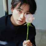 Yutaro Instagram - 2023.06.03 無事に25歳に成る事が出来ました。 幾つ歳を重ねても変わらず、いつも側に居てくれるみんなのお陰で生きられてる事を忘れずに、いつも貰って、甘えてばっかりを返せる人間になれる様に。役者で在る自分も、ショップ店員で在る自分も、いつか消える儚い炎だとしても、様々な形でずっとずっと灯っていたいです。 今年は『程々に、適当に』 決してマイナスな意味ではなく自分を守る為に。僕は僕なりの頑張り方で。等身大で居る事を心掛けます💐 なんだか固くなっちゃったけど引き続き仲良くしてね、いつもありがとう。ちゅ