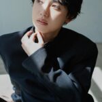 Yutaro Instagram - 2023.06.03 無事に25歳に成る事が出来ました。 幾つ歳を重ねても変わらず、いつも側に居てくれるみんなのお陰で生きられてる事を忘れずに、いつも貰って、甘えてばっかりを返せる人間になれる様に。役者で在る自分も、ショップ店員で在る自分も、いつか消える儚い炎だとしても、様々な形でずっとずっと灯っていたいです。 今年は『程々に、適当に』 決してマイナスな意味ではなく自分を守る為に。僕は僕なりの頑張り方で。等身大で居る事を心掛けます💐 なんだか固くなっちゃったけど引き続き仲良くしてね、いつもありがとう。ちゅ
