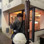 Yutaro Instagram - 好きな人達と夜風浴びながら食べるアイス最高。 アイス屋さん、この夏もっと増えてくれ〜🍨